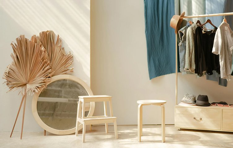 5 Must-Have Staples for a Capsule Wardrobe 5 Must-Have Staples for a Capsule Wardrobe